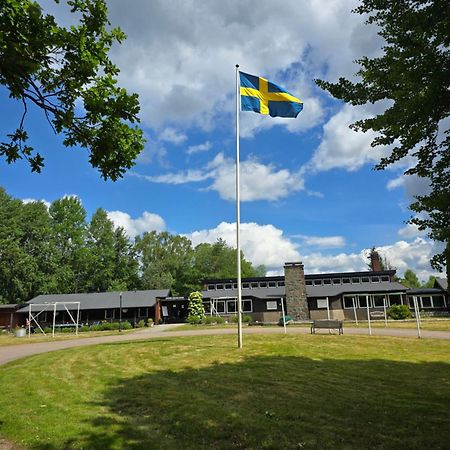 Nature Shelter Hotel Åsljunga Exteriör bild