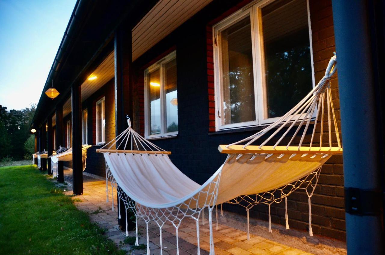 Nature Shelter Hotel Åsljunga Exteriör bild