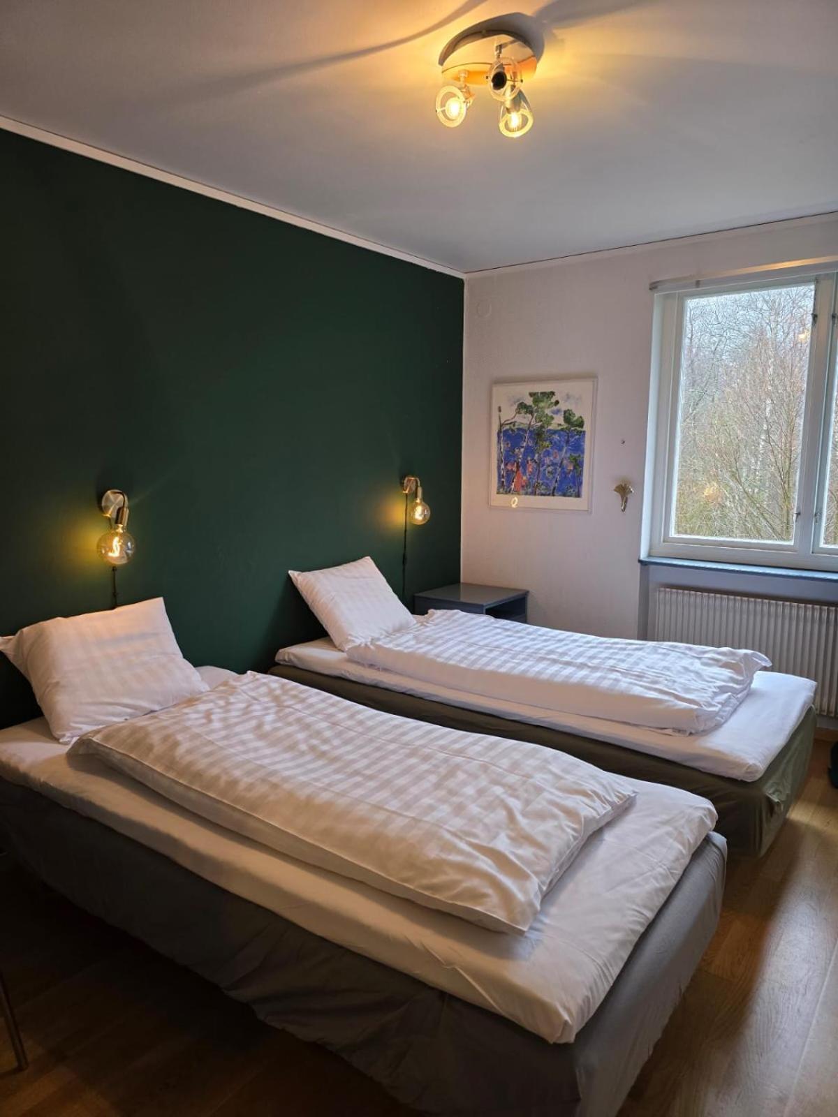 Nature Shelter Hotel Åsljunga Exteriör bild