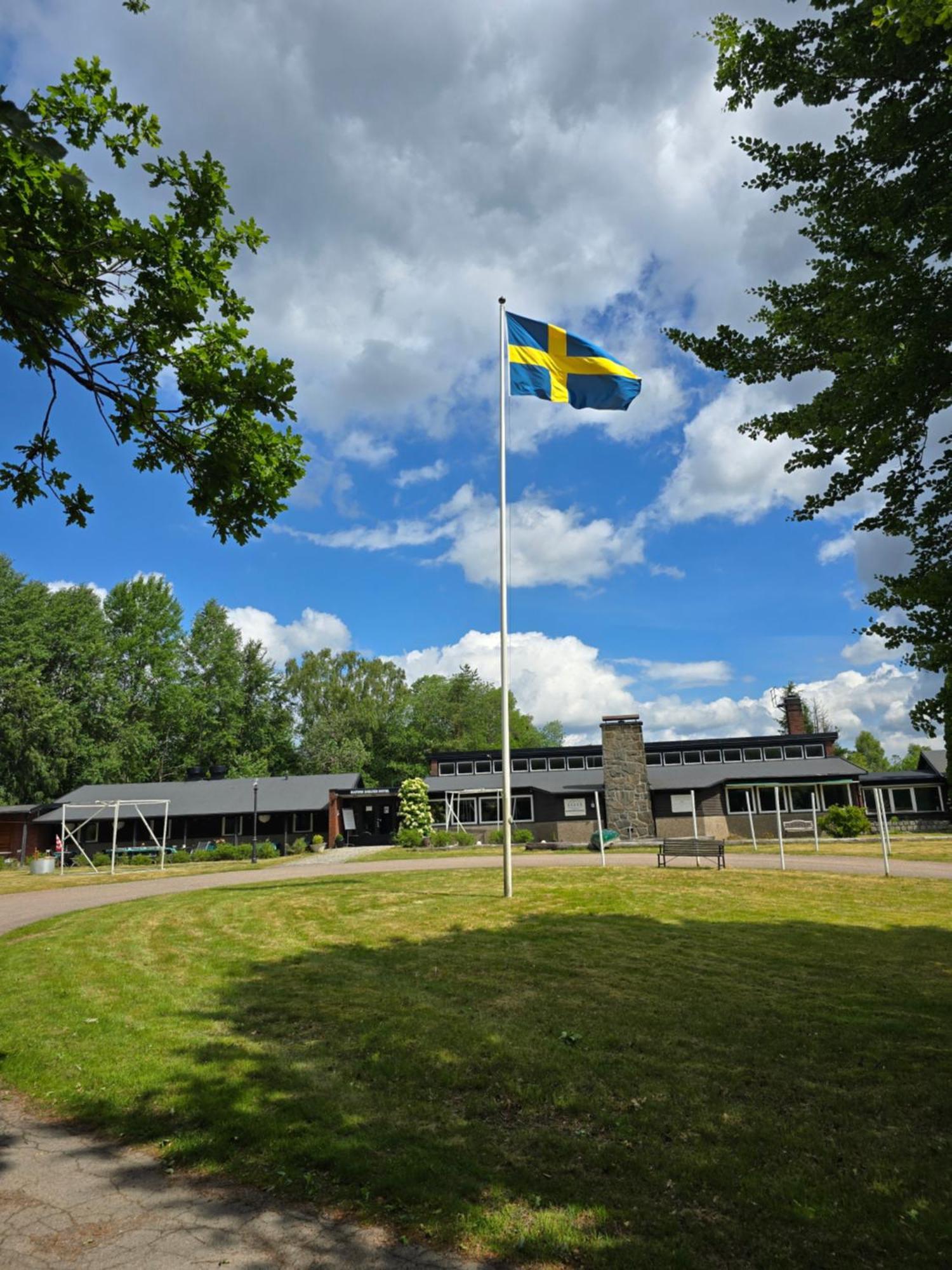 Nature Shelter Hotel Åsljunga Exteriör bild