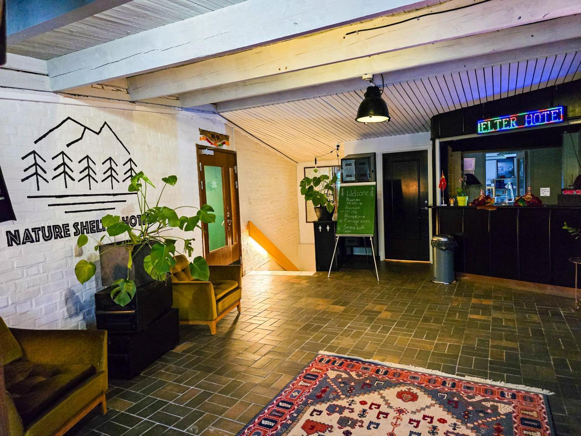 Nature Shelter Hotel Åsljunga Exteriör bild